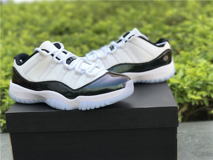 low top emerald 11s